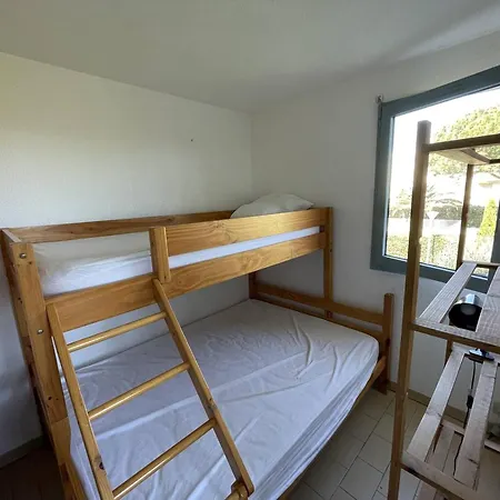 2 Pieces En Front De Avec Piscine, Terrasse Et Parking - 5 Couchages, Cyprien - Fr-1-106-102 * Saint-Cyprien (Pyrenees-Orientales)